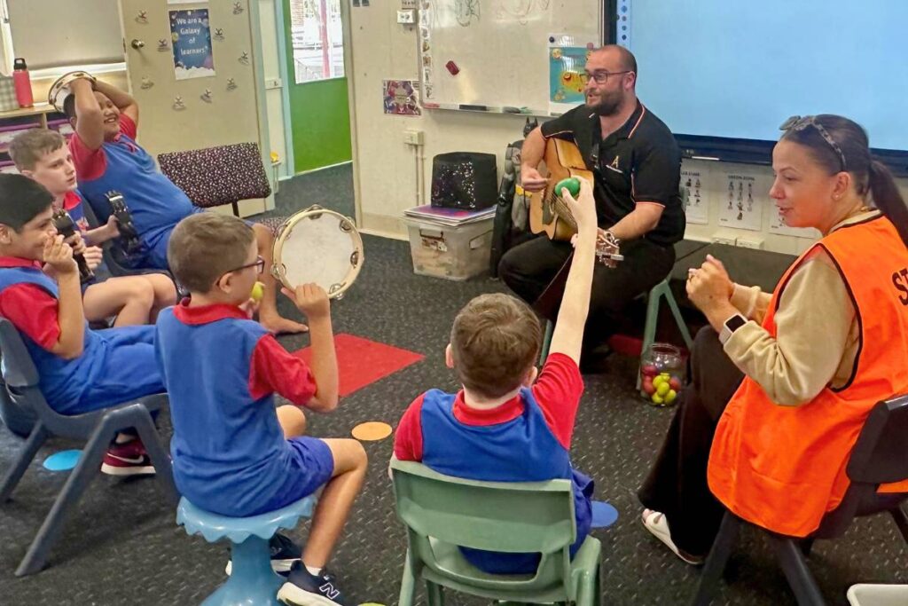 mobile music therapy in schools